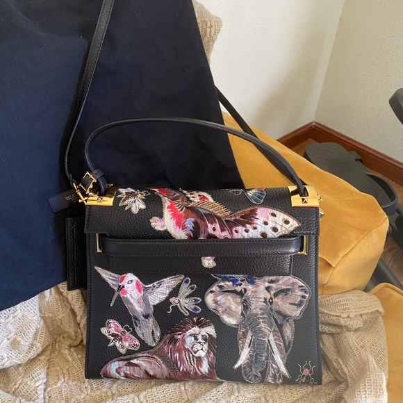 Valentino Garavani embroidered animal leather handbag - Picture 4 of 16